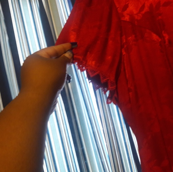 Dress - Picture 2 of 6